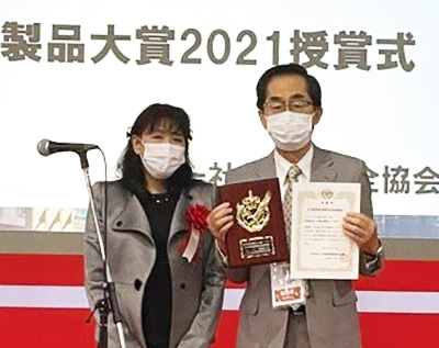 左からMRD代表理事・横山知子、エリーパワー株式会社 代表取締役社長 兼COO・小川哲司氏
